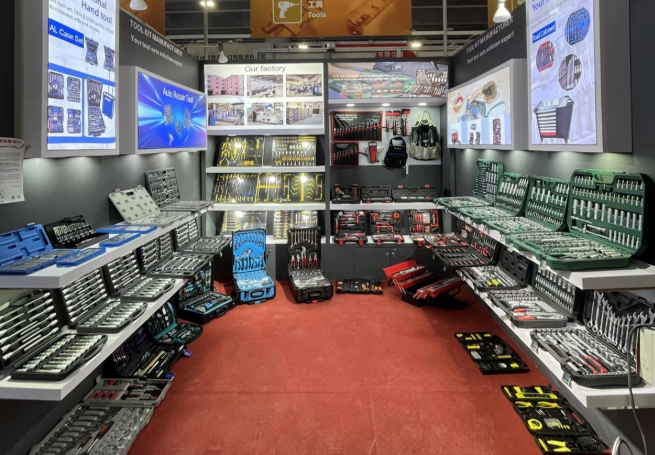 Newstar Hardware at the exhibition