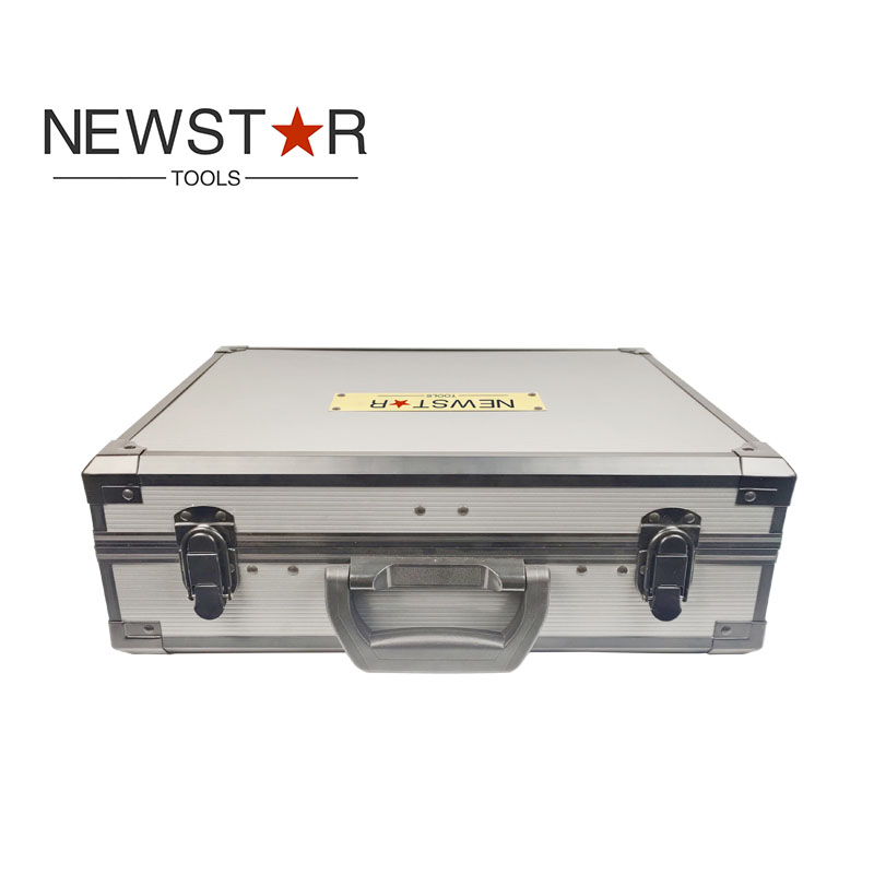 How Does an Aluminum Case Protect a Complete Tool Set?